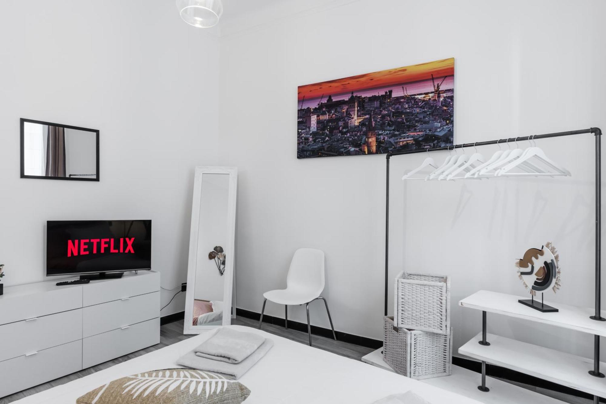 Acquario 5 Minuti, 1Br , Free A-C, Wifi & Netflix "City Center" By Tilo Génova Exterior foto