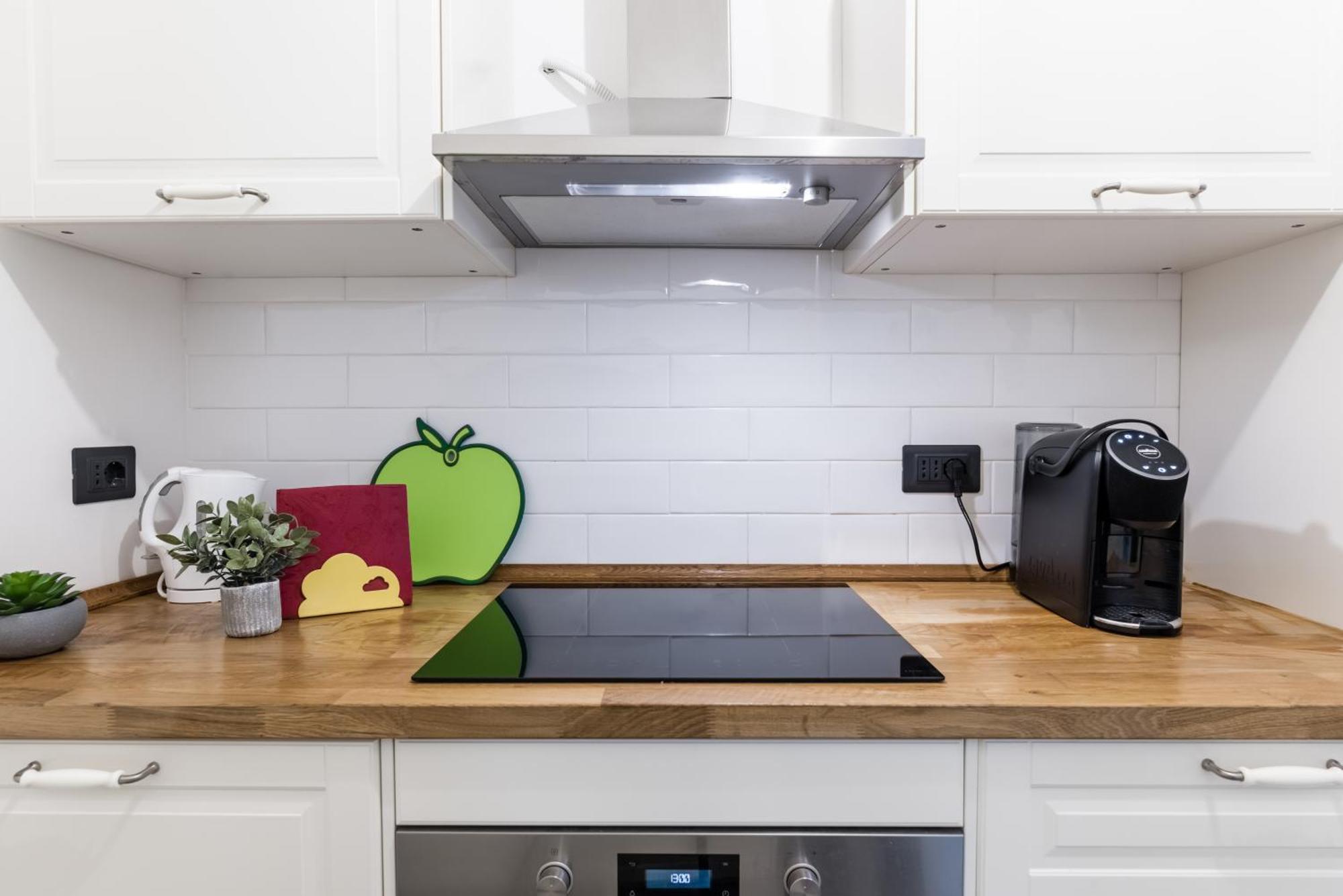 Acquario 5 Minuti, 1Br , Free A-C, Wifi & Netflix "City Center" By Tilo Génova Exterior foto