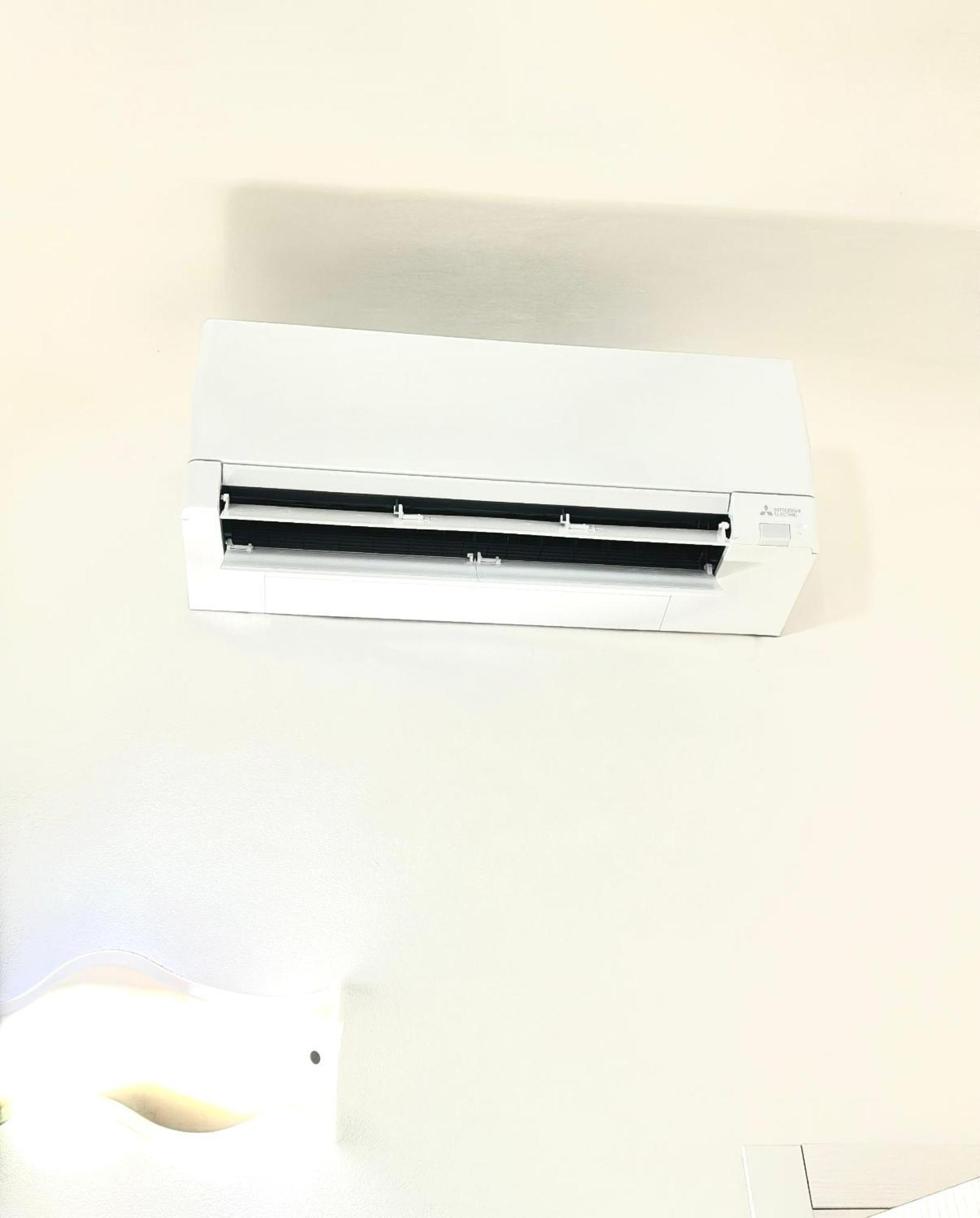 Acquario 5 Minuti, 1Br , Free A-C, Wifi & Netflix "City Center" By Tilo Génova Exterior foto